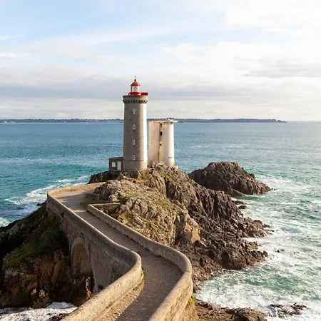La Paix Contemporain Centre 4* Brest